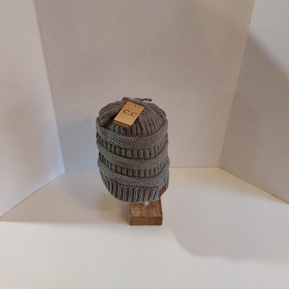 CC Beenie Gray Size One Size Fits All New With Tags - Picture 5 of 7